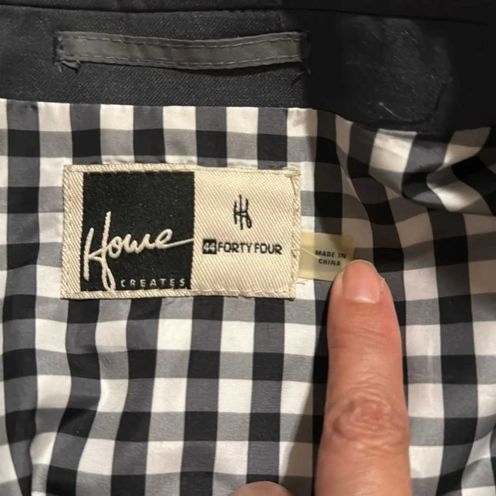 Howe Classic Gray Sports Blazer Contrast Gingham Lining NWOT-44